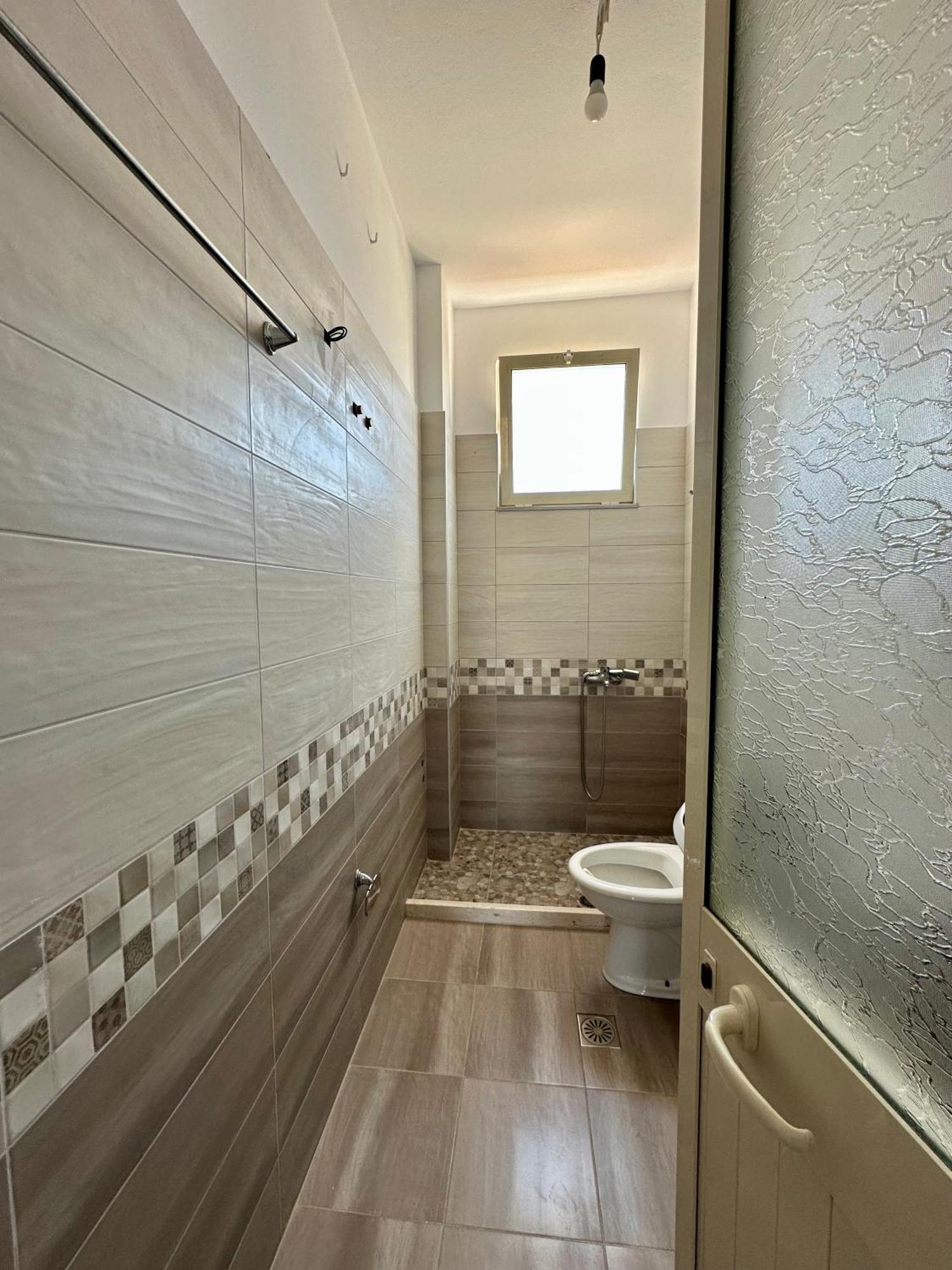 Apartament Harizi *
