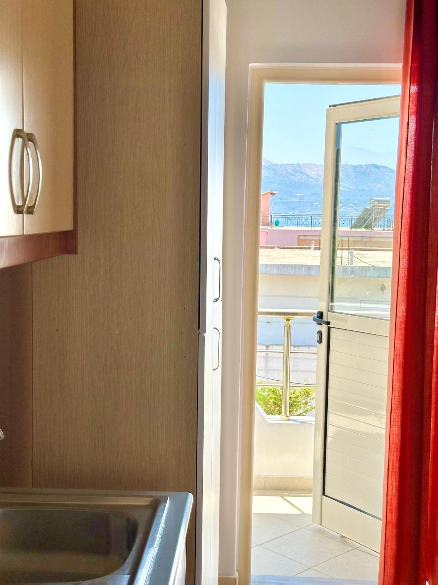 Apartament Harizi Ksamil